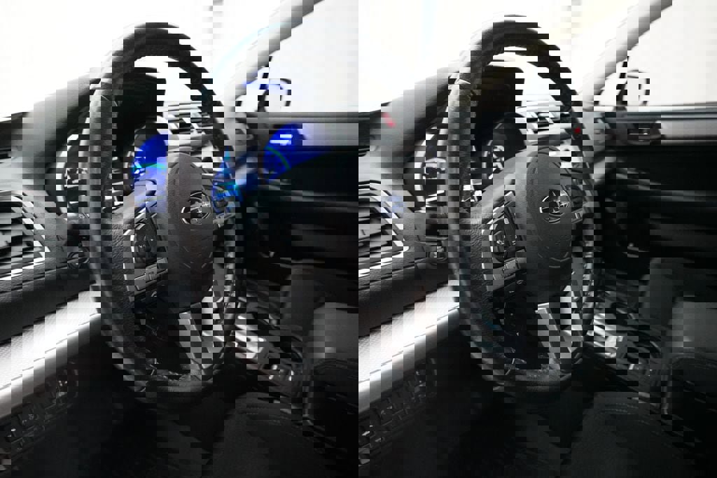 Used 2016 Subaru Legacy 2.5i Premium AWD/4WD image 8