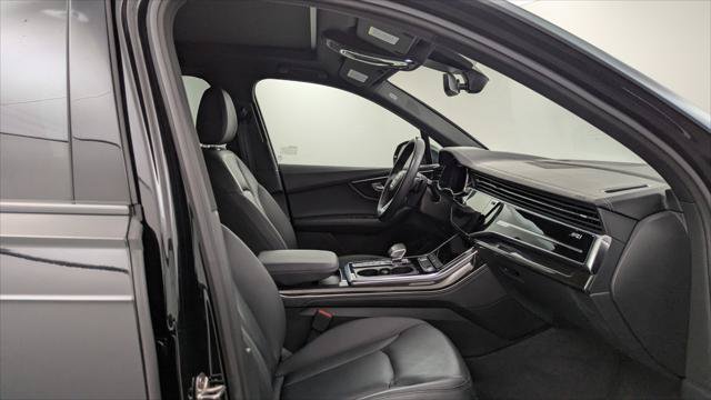 Used 2023 Audi Q7 2.0T Premium Plus w/ Premium Plus Package AWD/4WD image 21