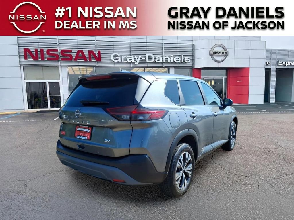 Used 2023 Nissan Rogue SV FWD image 7