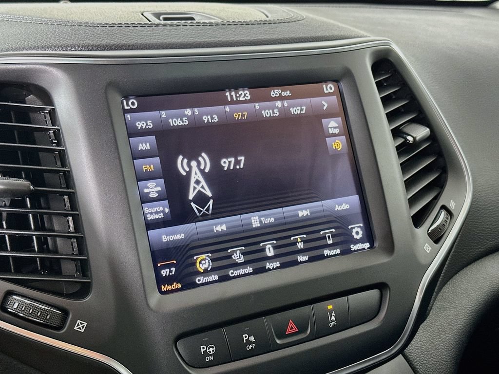 Certified 2023 Jeep Cherokee Altitude Lux AWD/4WD image 24