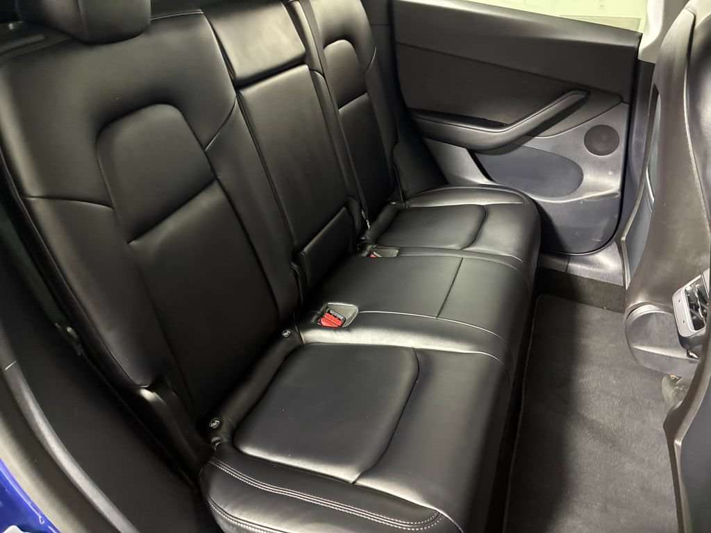 Used 2020 Tesla Model Y Long Range AWD/4WD image 25