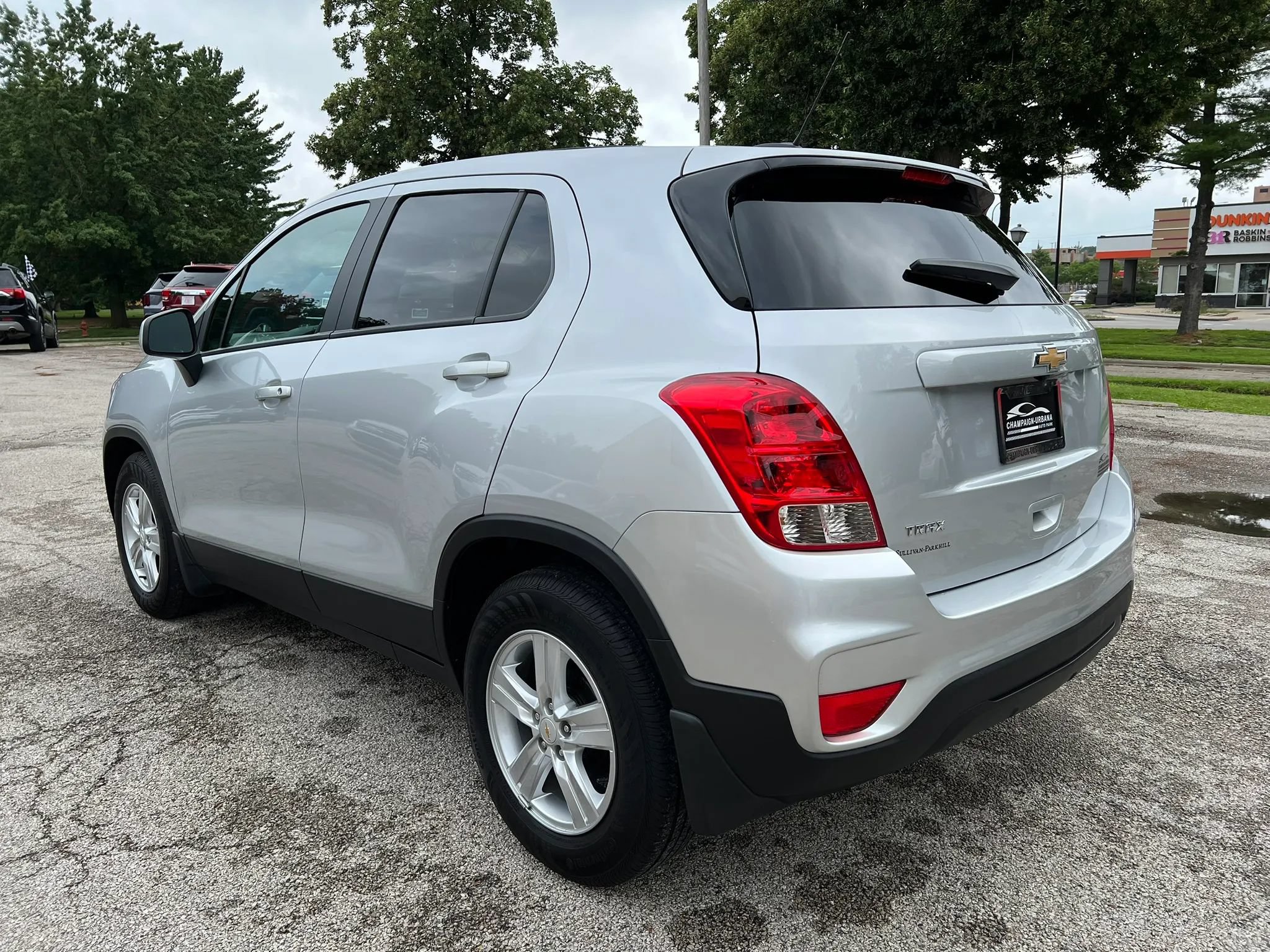 Used 2021 Chevrolet Trax LS w/ Tint and Cruise Package FWD image 5