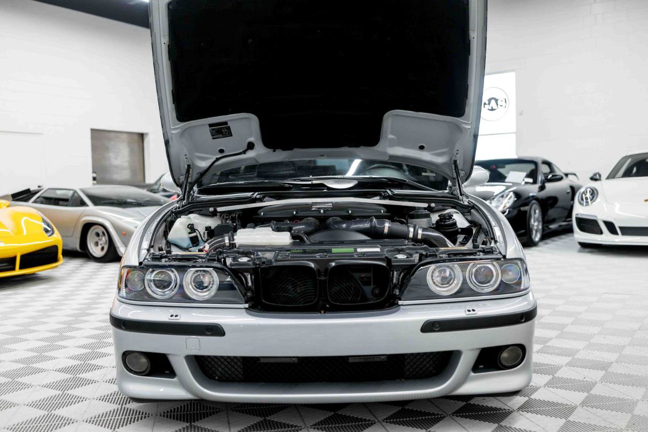 Used 2002 BMW M5 RWD image 81