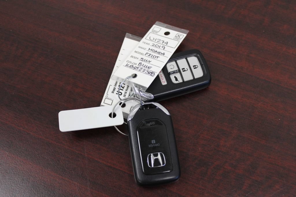 Used 2019 Honda Pilot Elite image 32