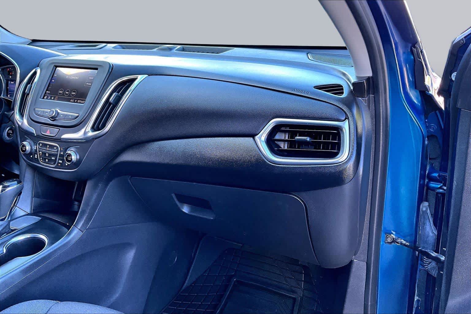 Used 2020 Chevrolet Equinox LT FWD image 18