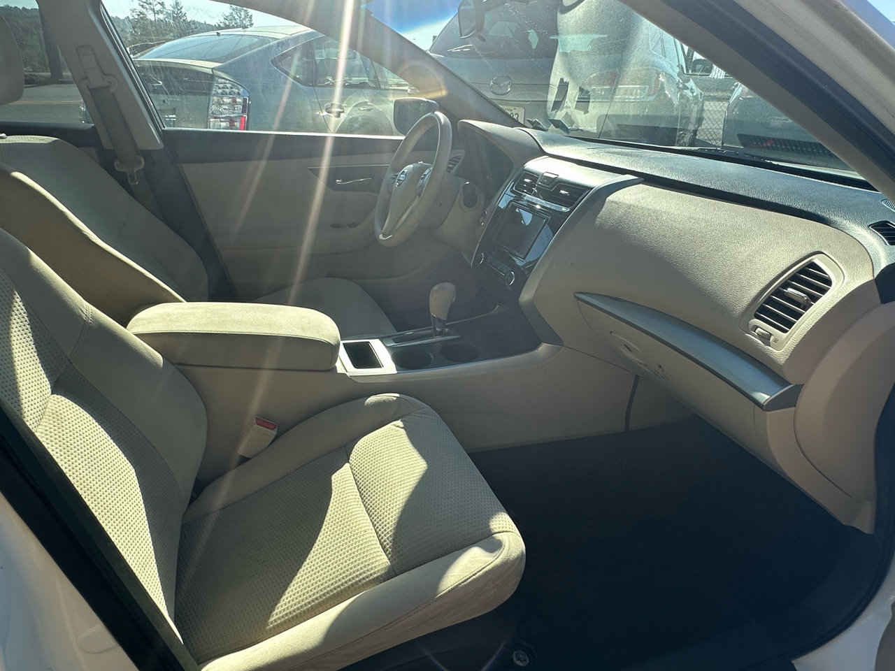 Used 2015 Nissan Altima 2.5 S w/ Sport Value Package image 14