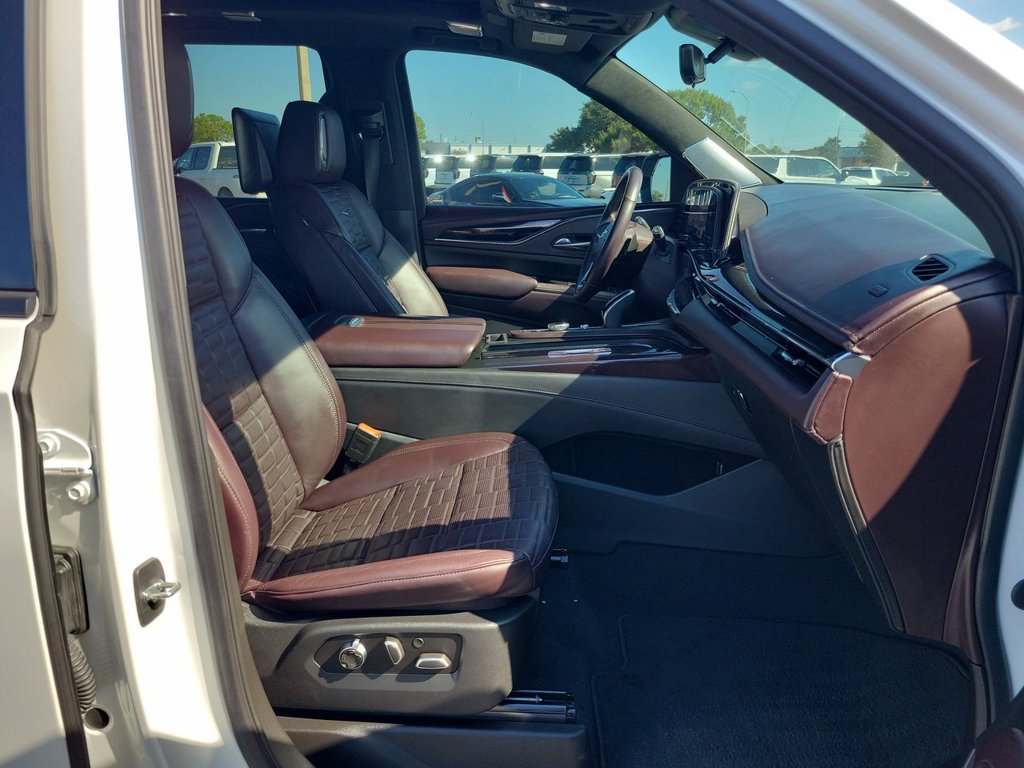 Certified 2021 Cadillac Escalade Sport Platinum RWD image 28