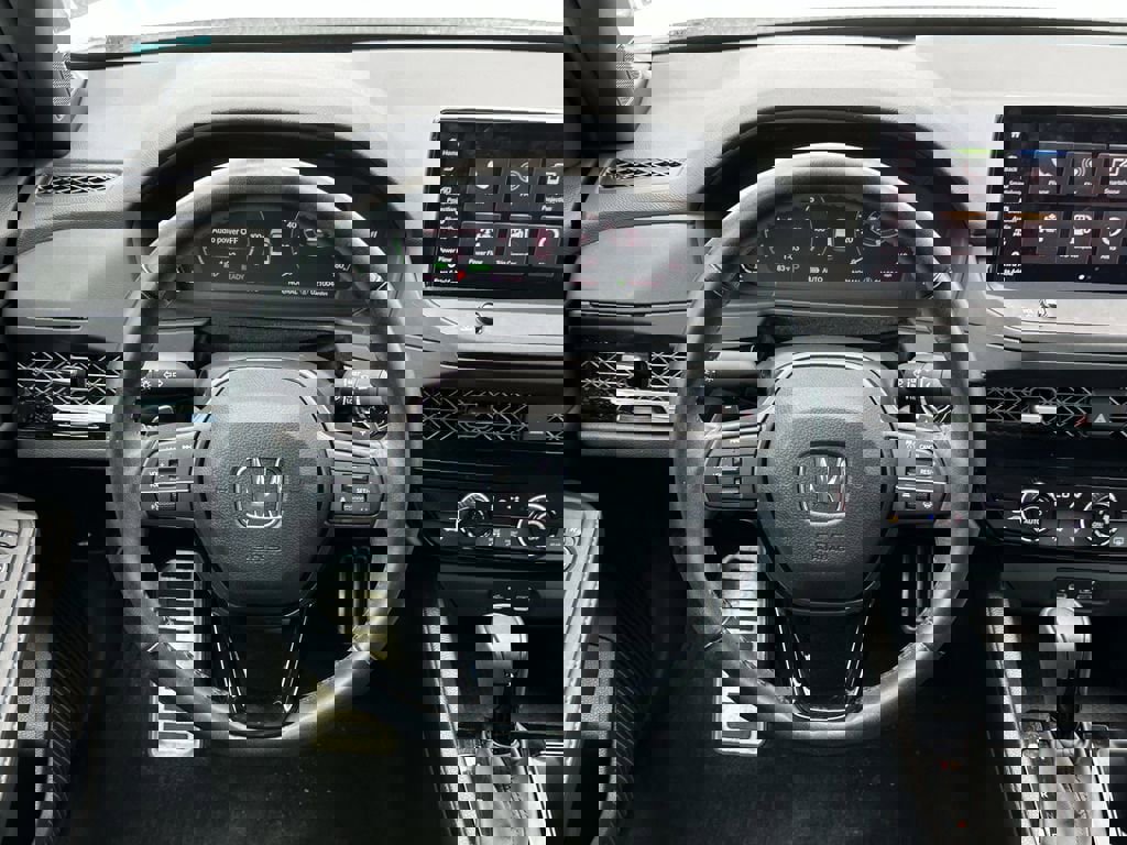 Used 2024 Honda Accord Sport image 14