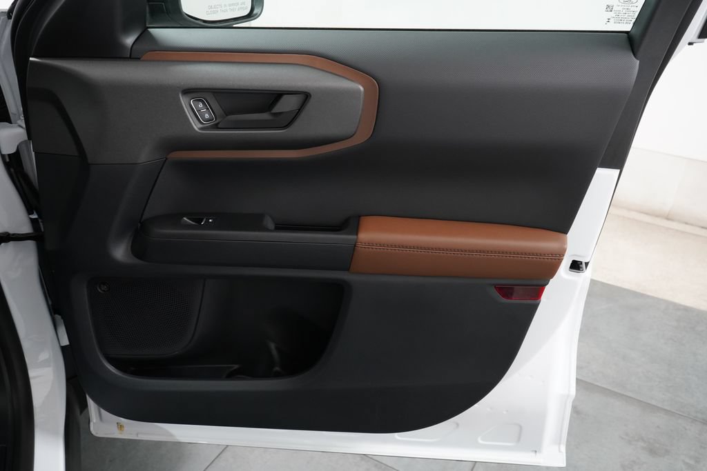 New 2026 Ford Bronco Sport Outer Banks w/ Outer Banks Tech Package+ AWD/4WD image 32