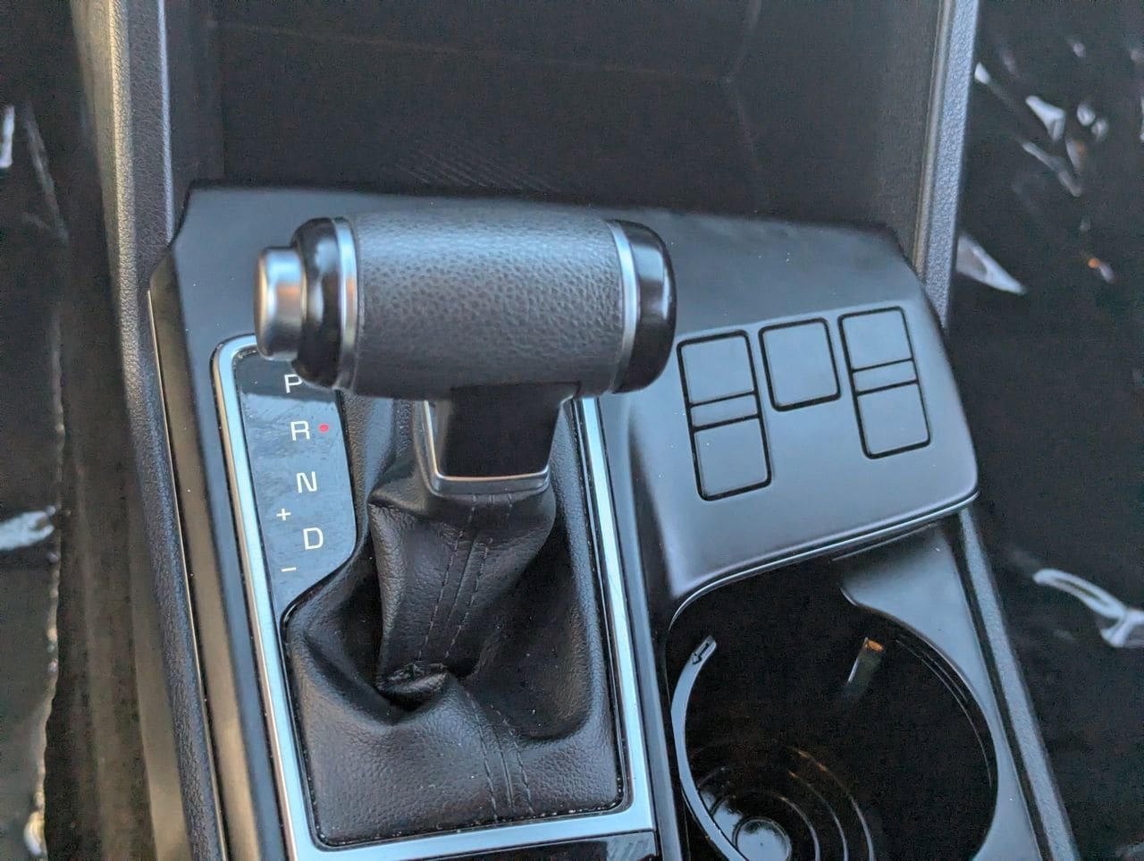 Used 2024 Kia Sportage LX image 25