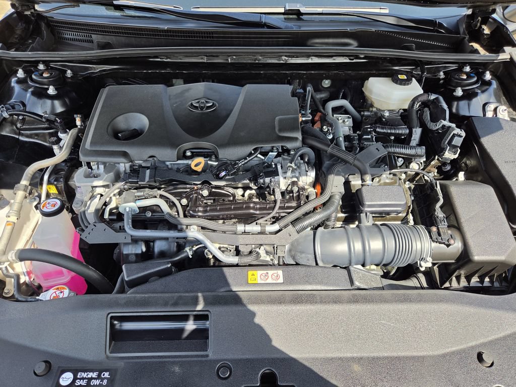 Used 2025 Toyota Camry SE FWD image 31