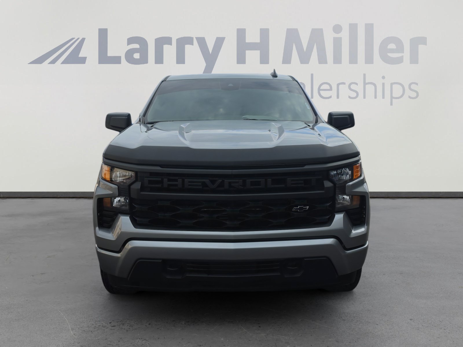 Used 2026 Chevrolet Silverado 1500 Custom w/ Turbomax Blackout Package RWD image 8