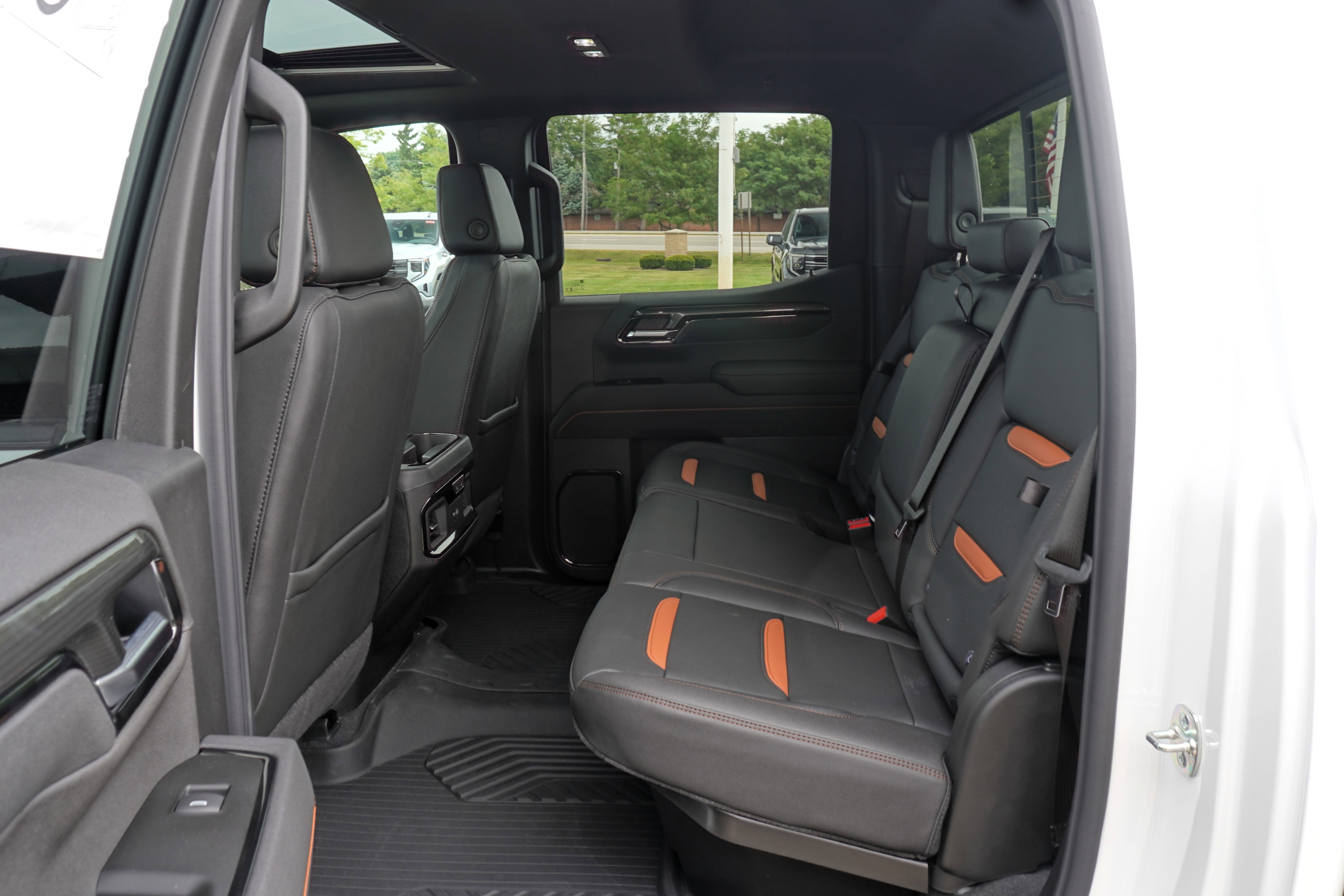New 2026 GMC Sierra 1500 AT4 w/ AT4 Premium Package image 11