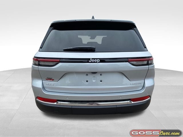New 2026 Jeep Grand Cherokee Laredo X AWD/4WD image 4