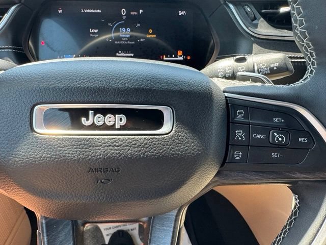 Used 2024 Jeep Grand Cherokee L Limited w/ Luxury Tech Group II AWD/4WD image 34
