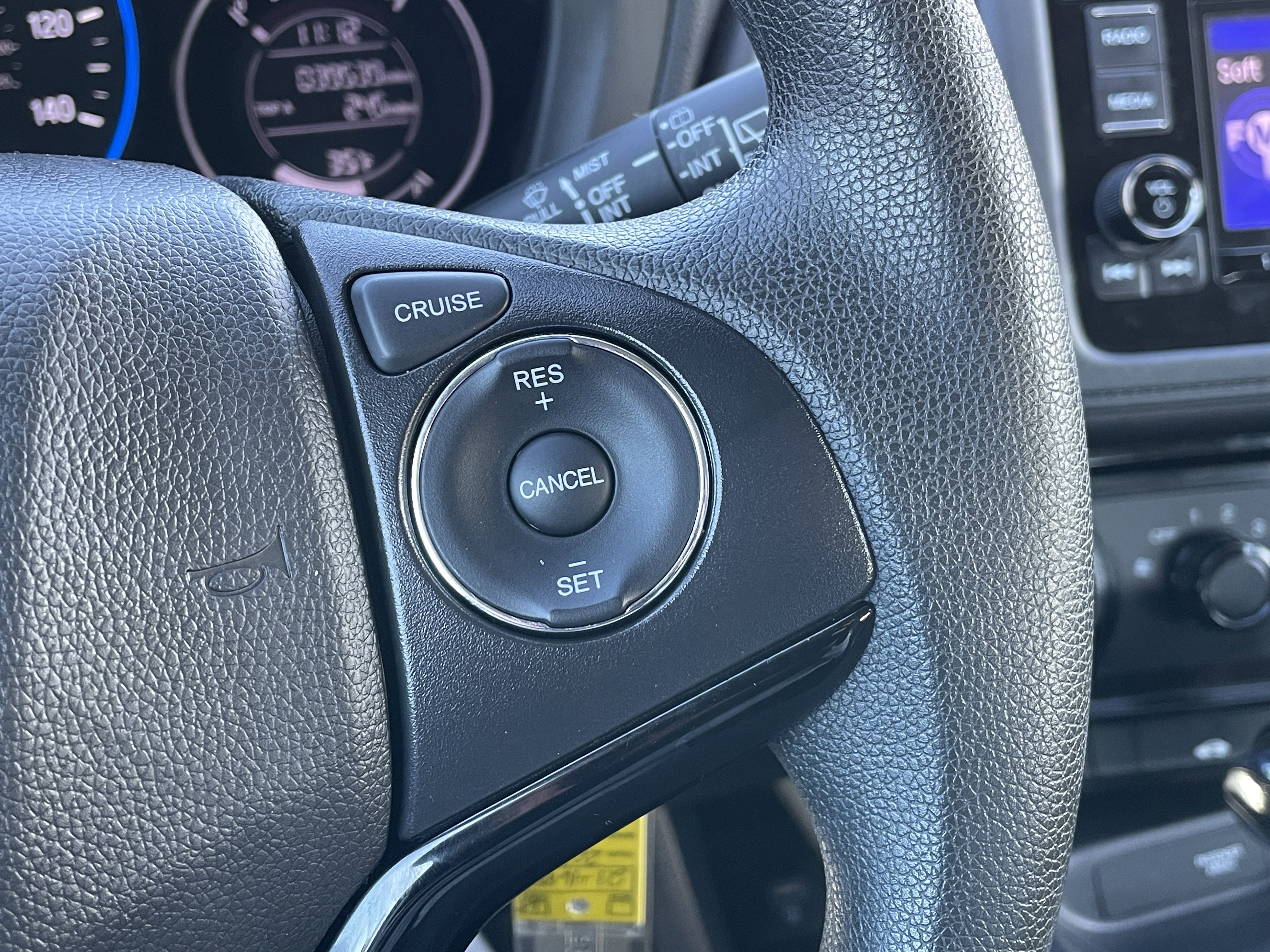 Used 2021 Honda HR-V LX image 17