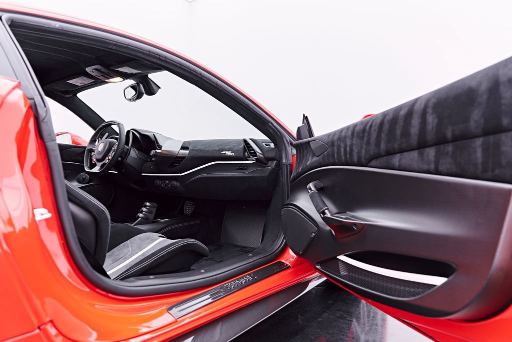 Used 2020 Ferrari 488 Pista Coupe RWD image 56