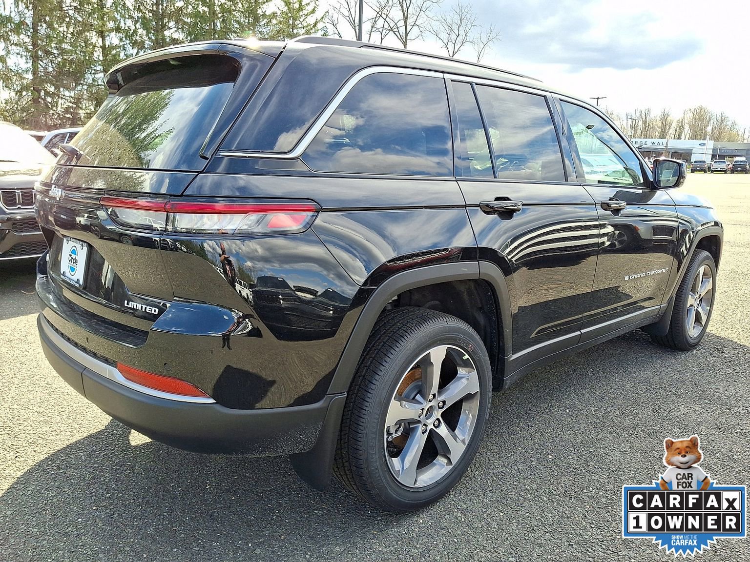 New 2026 Jeep Grand Cherokee Limited image 3