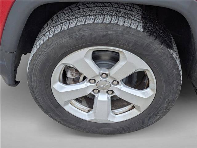 Used 2020 Jeep Compass Latitude w/ Popular Equipment Group image 25