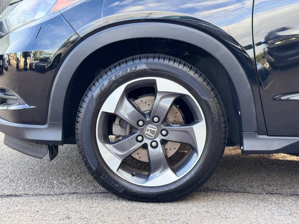 Used 2018 Honda HR-V EX image 11
