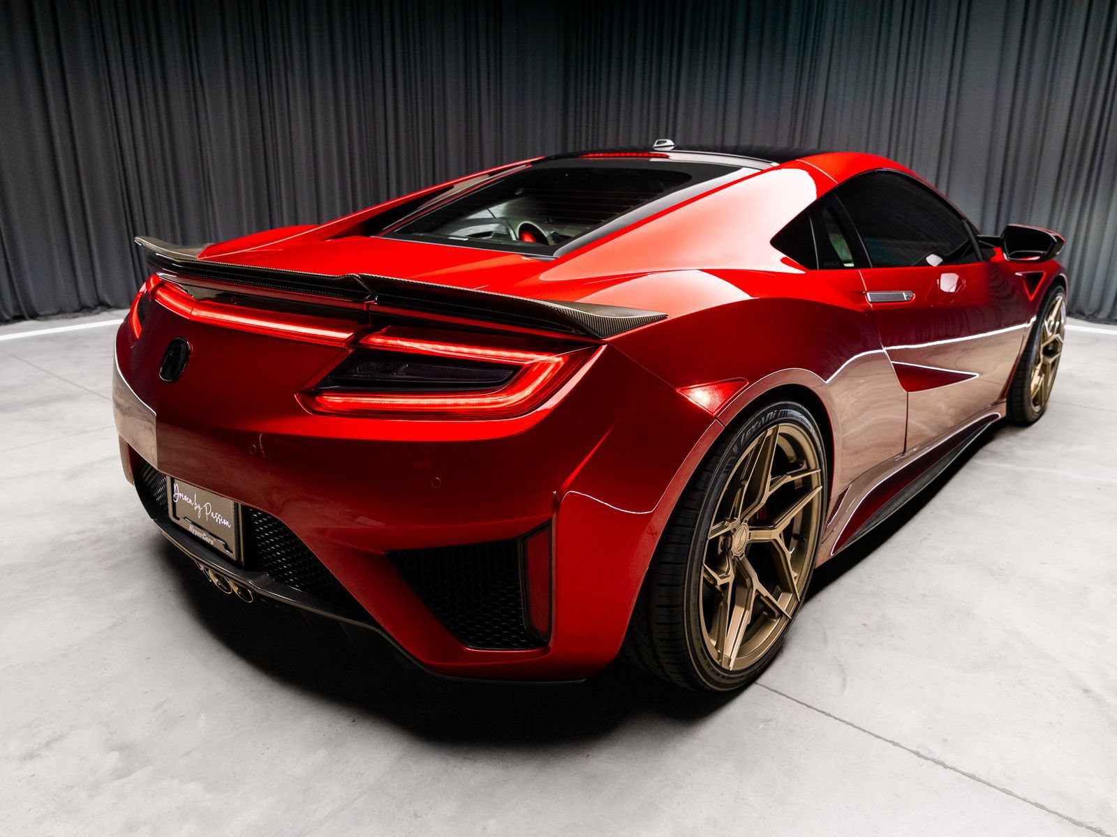 Used 2017 Acura NSX AWD/4WD image 16