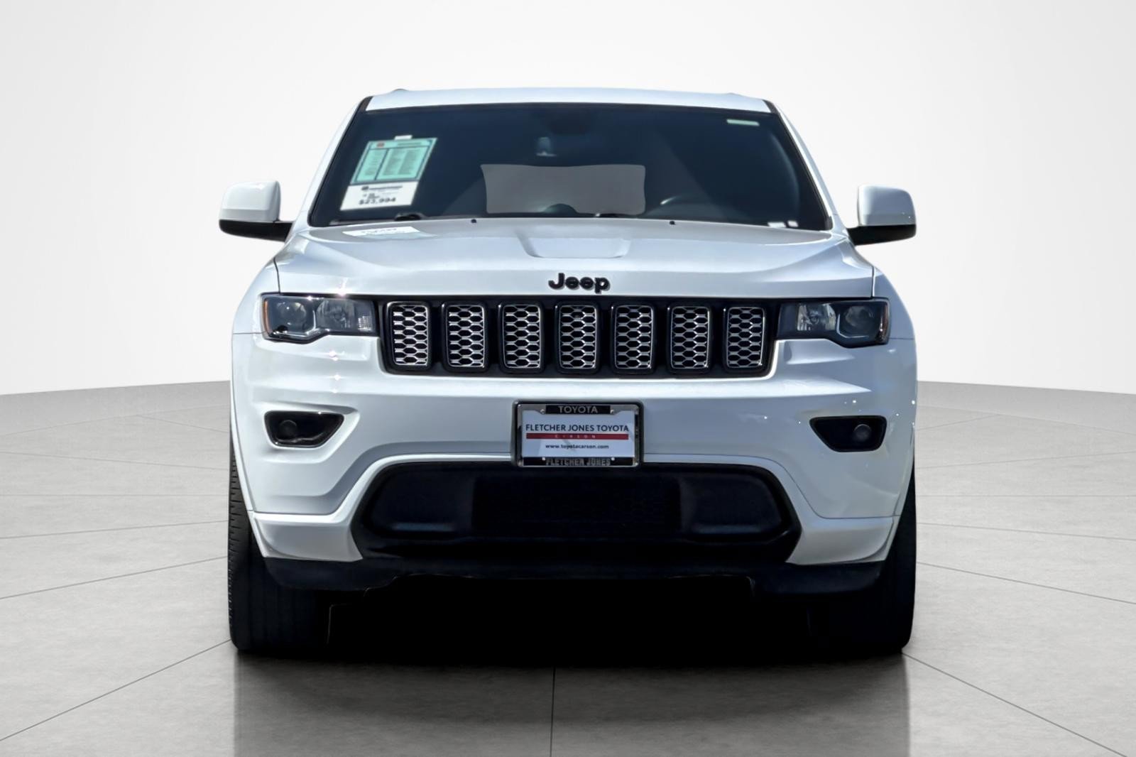 Used 2020 Jeep Grand Cherokee Altitude RWD image 8
