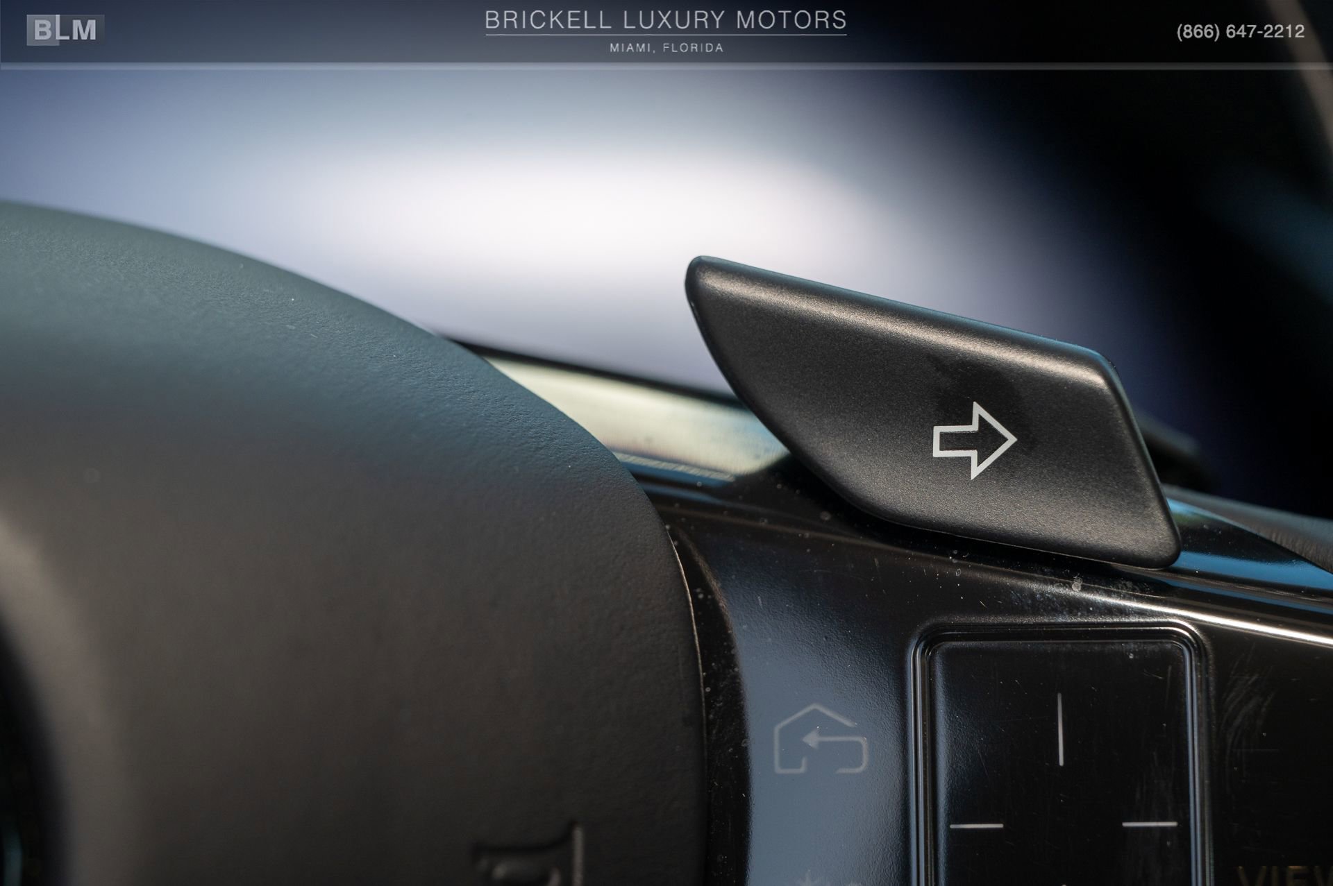 Used 2022 Ferrari SF90 Spider image 24