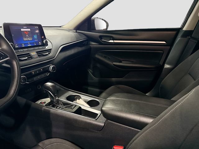 Used 2022 Nissan Altima 2.5 SV image 22