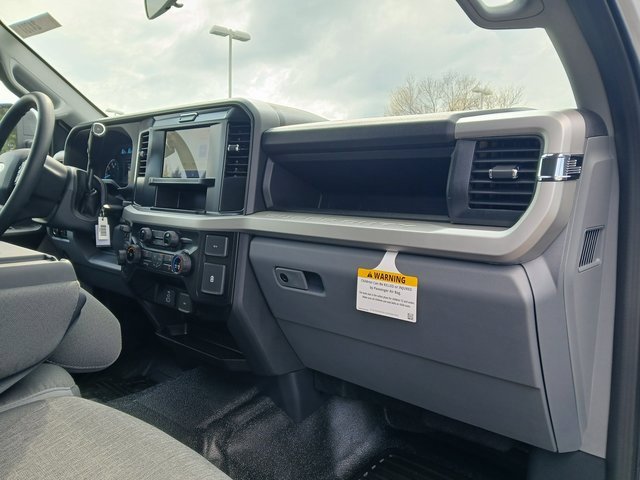 New 2026 Ford F350 XL w/ XL Chrome Package image 26