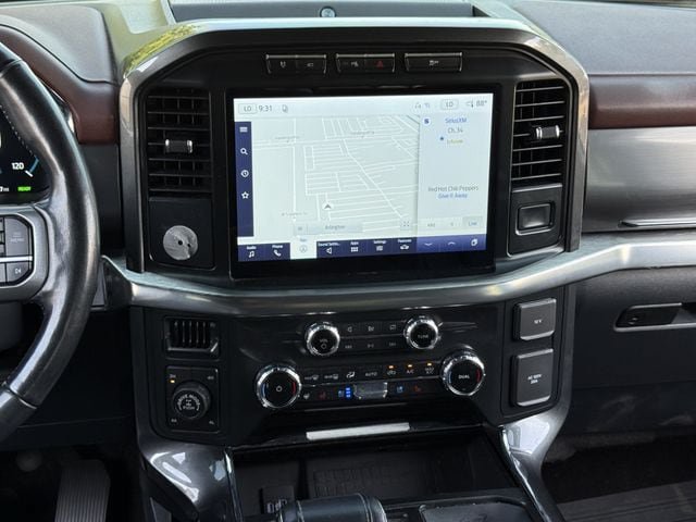 Used 2022 Ford F150 Lariat w/ Equipment Group 502A High AWD/4WD image 18