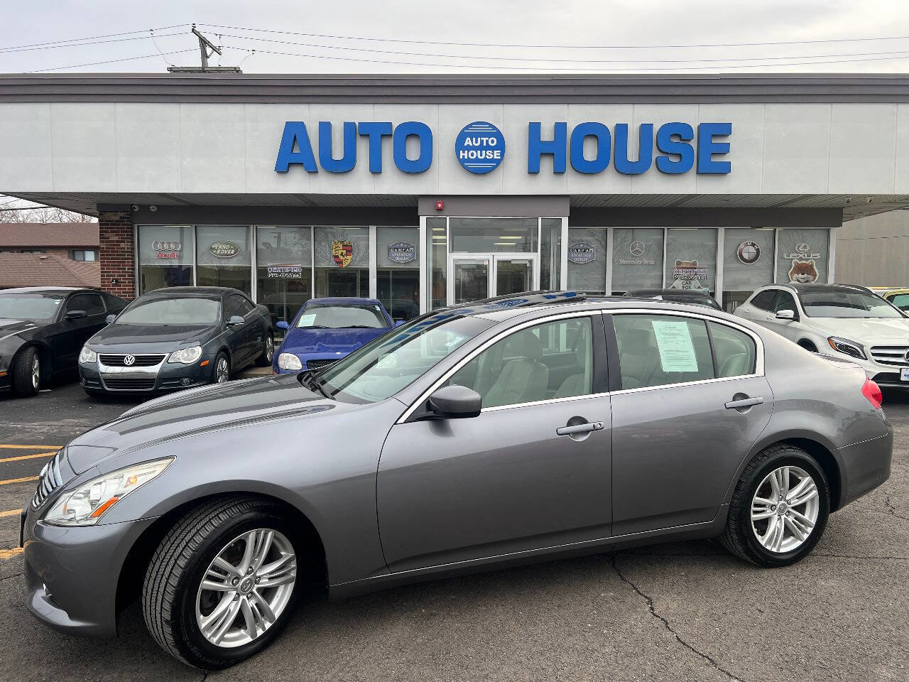 Used 2012 INFINITI G37 x w/ Premium Pkg image 1