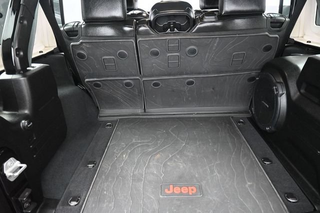 Used 2022 Jeep Wrangler Unlimited Rubicon w/ Steel Bumper Group AWD/4WD image 25