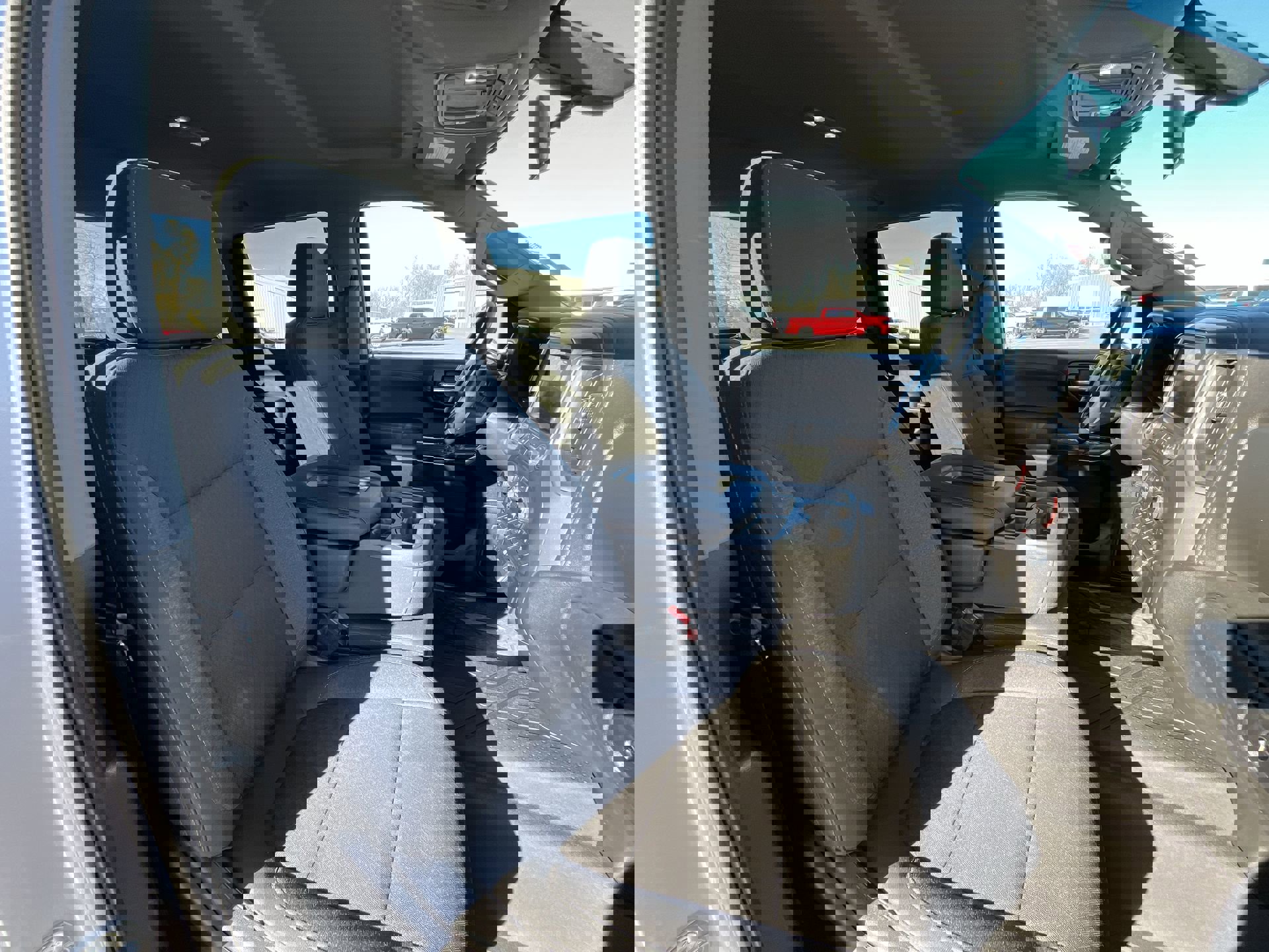 Certified 2019 Chevrolet Silverado 1500 LT w/ All-Star Edition image 28