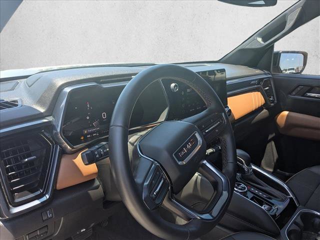 Used 2023 GMC Canyon AT4 AWD/4WD image 10