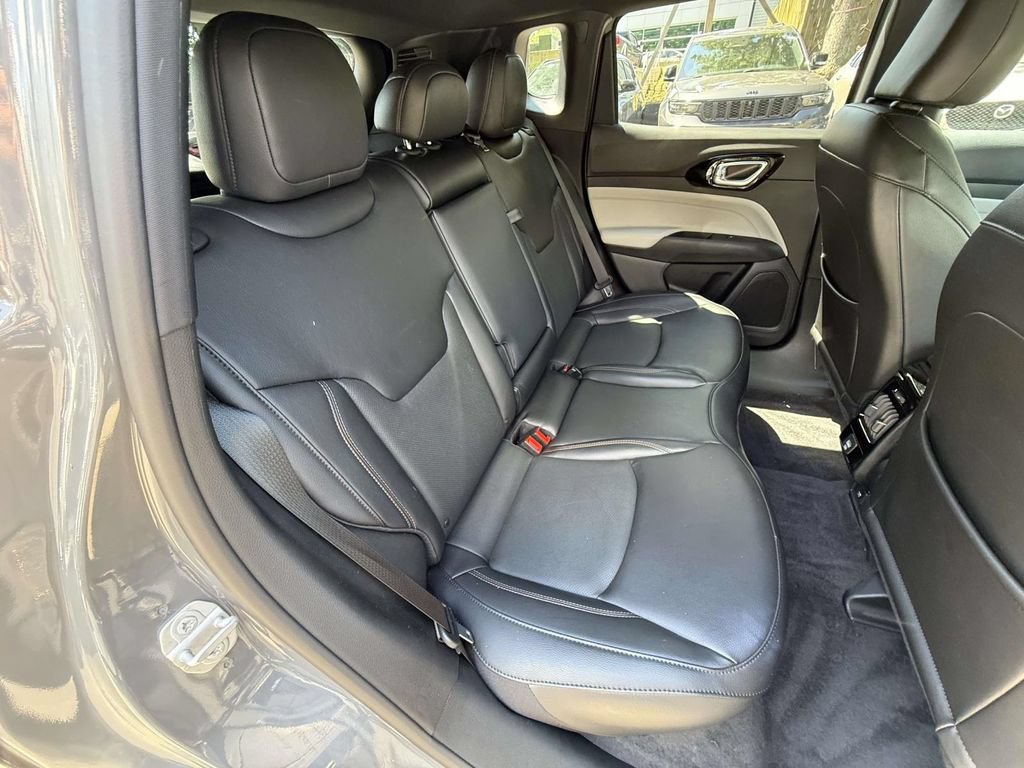 Used 2023 Jeep Compass Limited AWD/4WD image 10