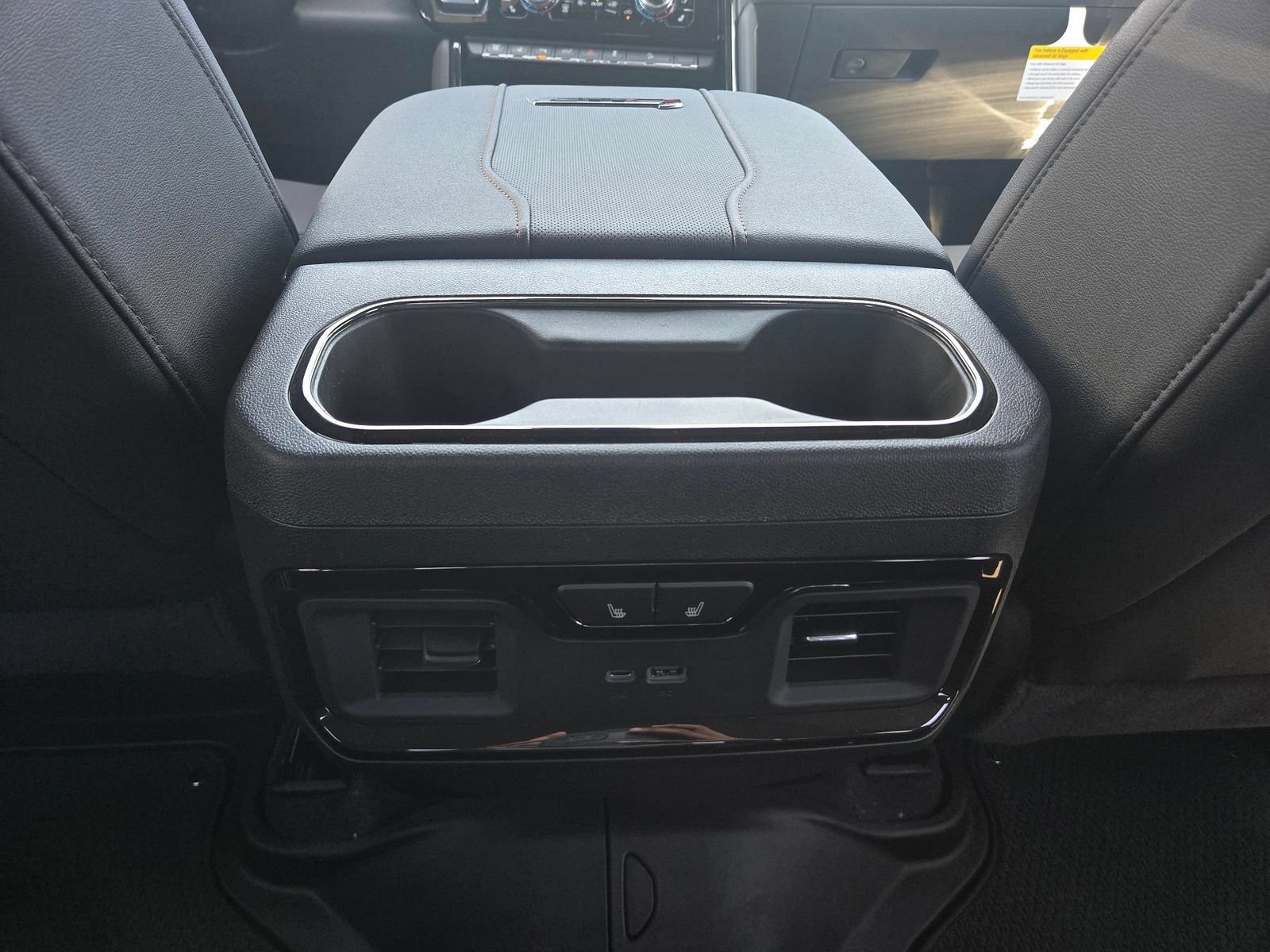 New 2026 GMC Sierra 2500 AT4 w/ Max Trailering Package AWD/4WD image 6