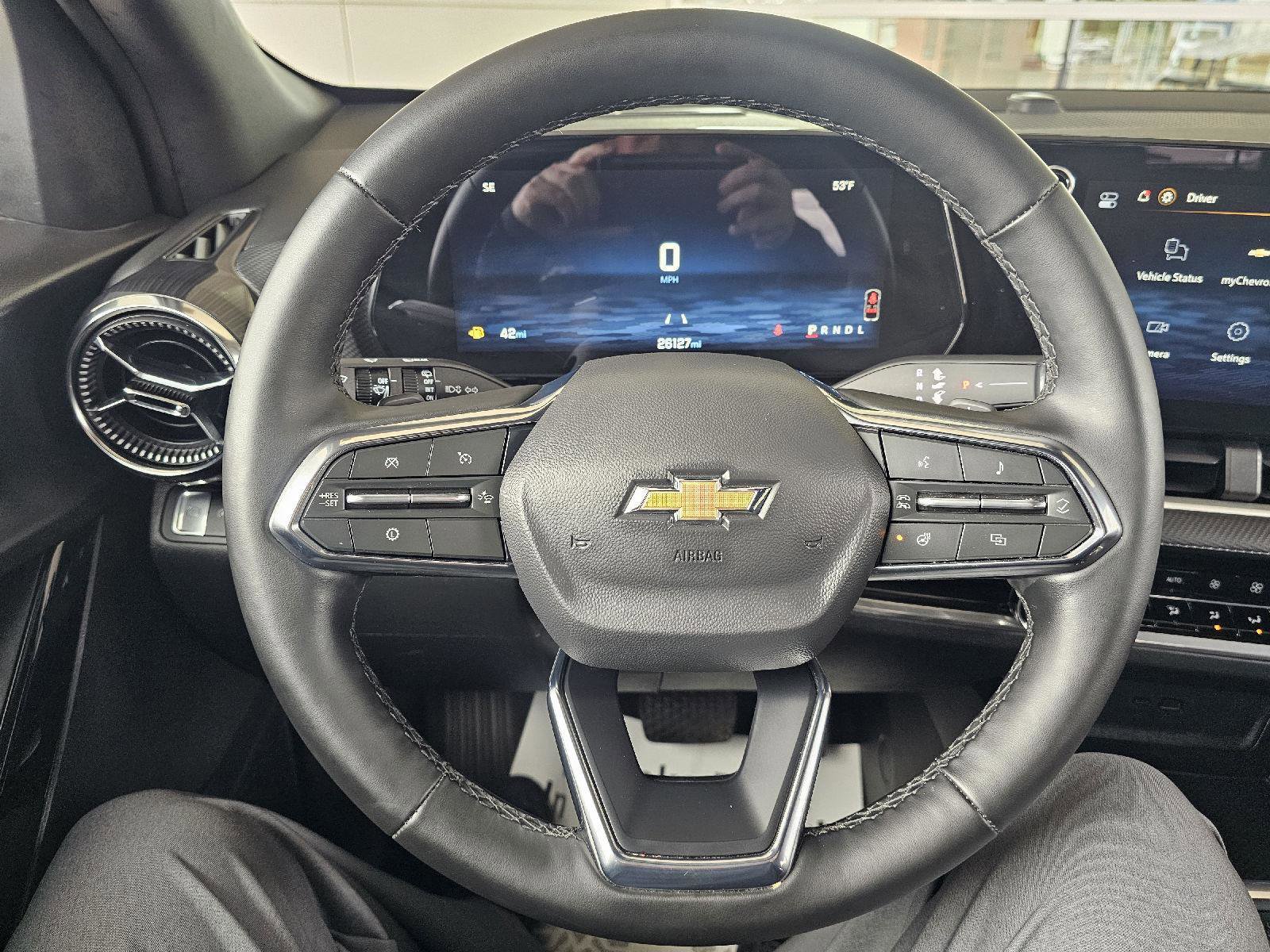 Used 2026 Chevrolet Equinox LT w/ Convenience Package II FWD image 20