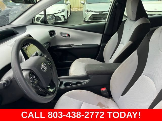 Used 2021 Toyota Prius L Eco FWD image 8