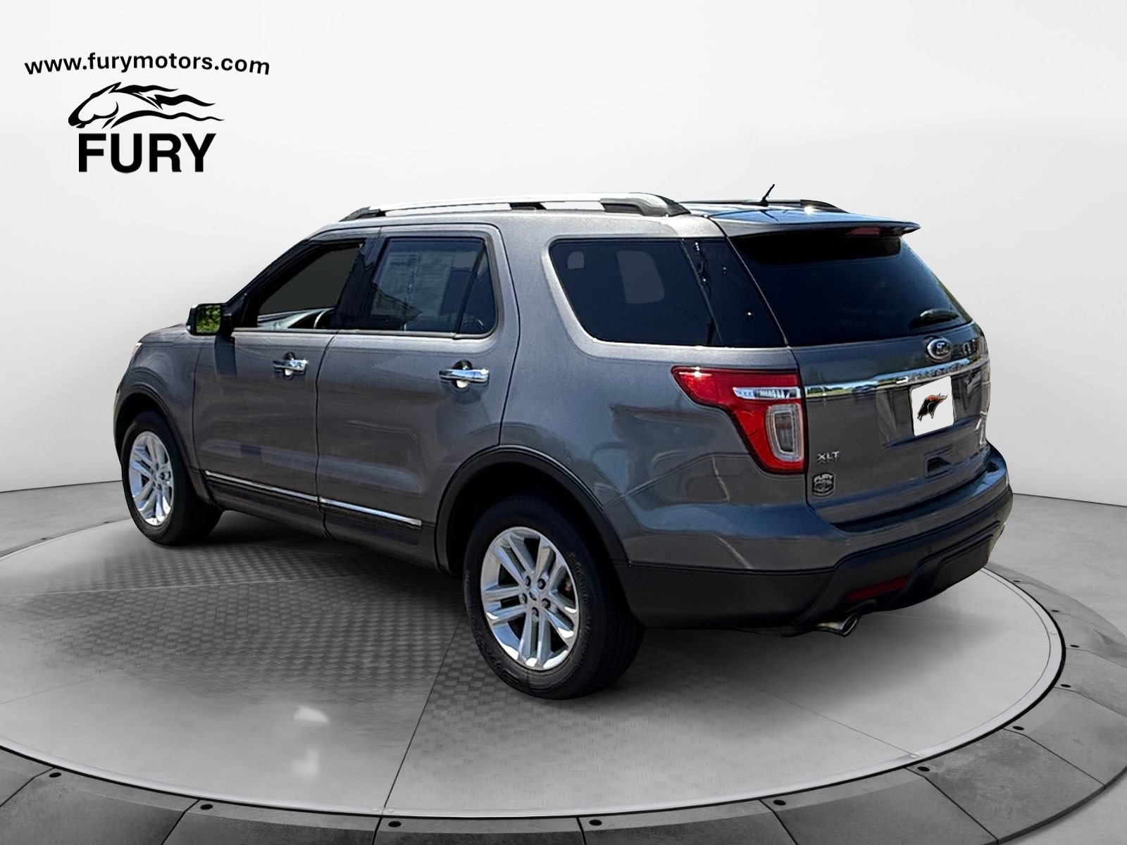Used 2014 Ford Explorer XLT w/ Equipment Group 202A AWD/4WD image 5