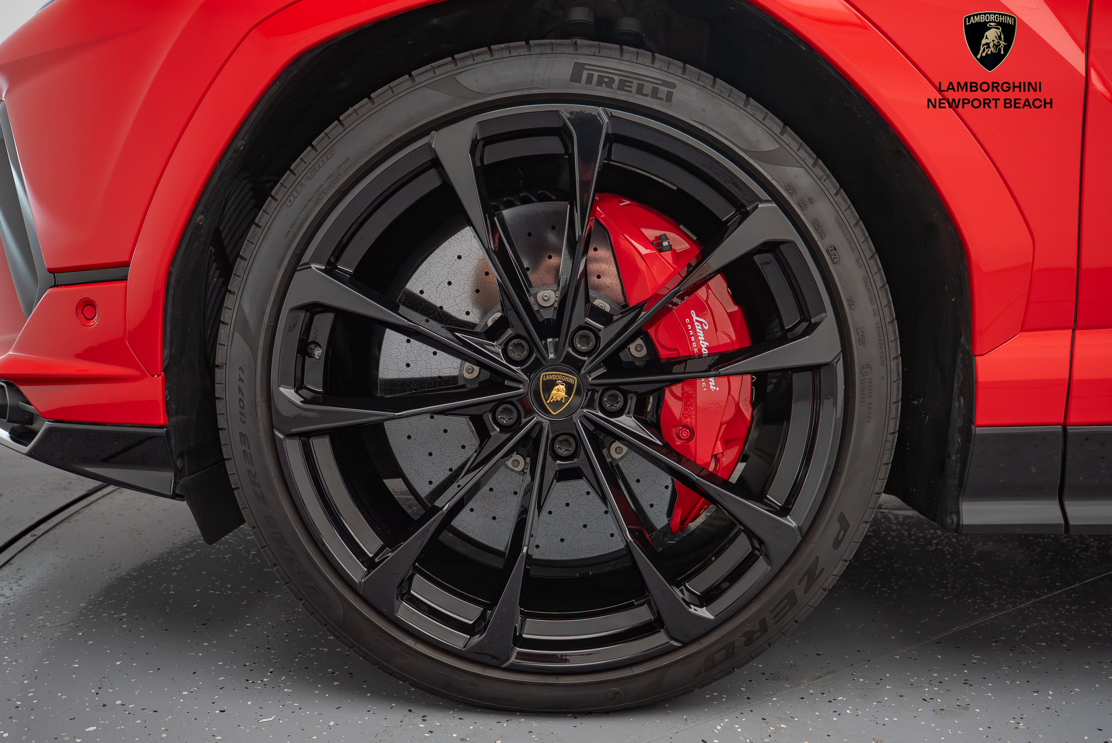 Used 2024 Lamborghini Urus S image 39