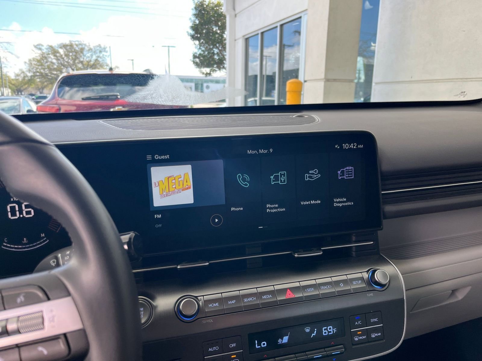 Used 2025 Hyundai Kona SEL image 20