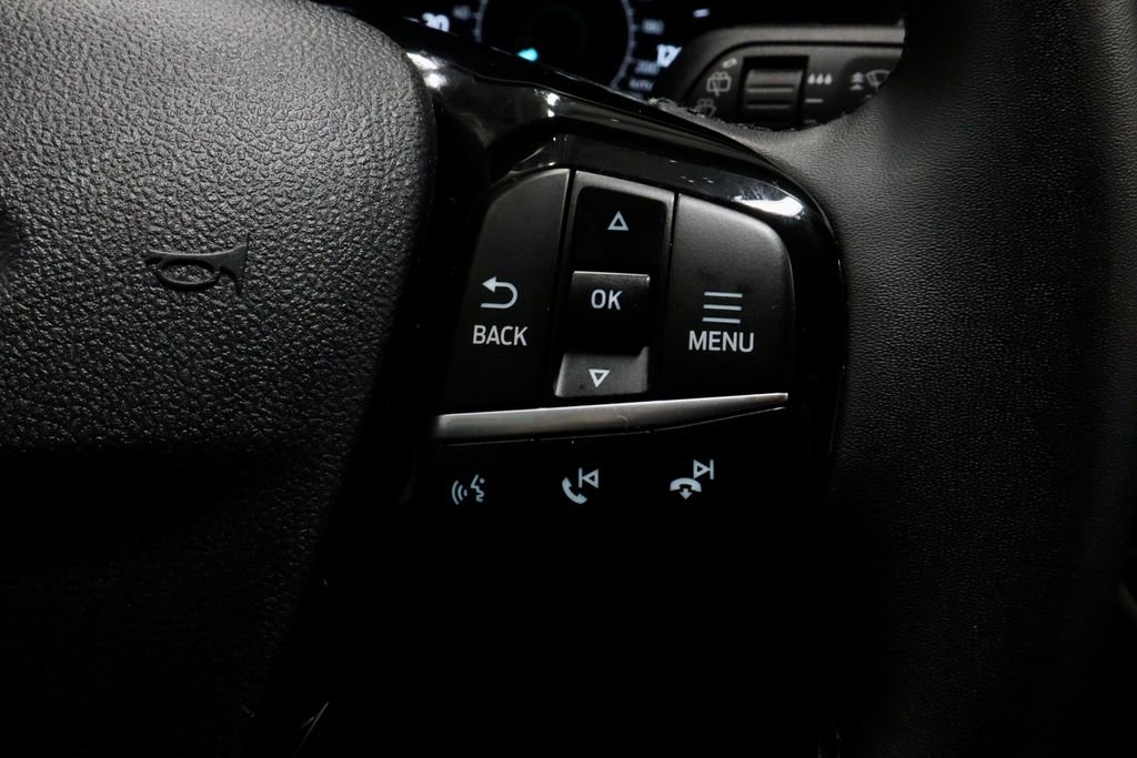 Used 2022 Ford Escape SE w/ Cold Weather Package image 28