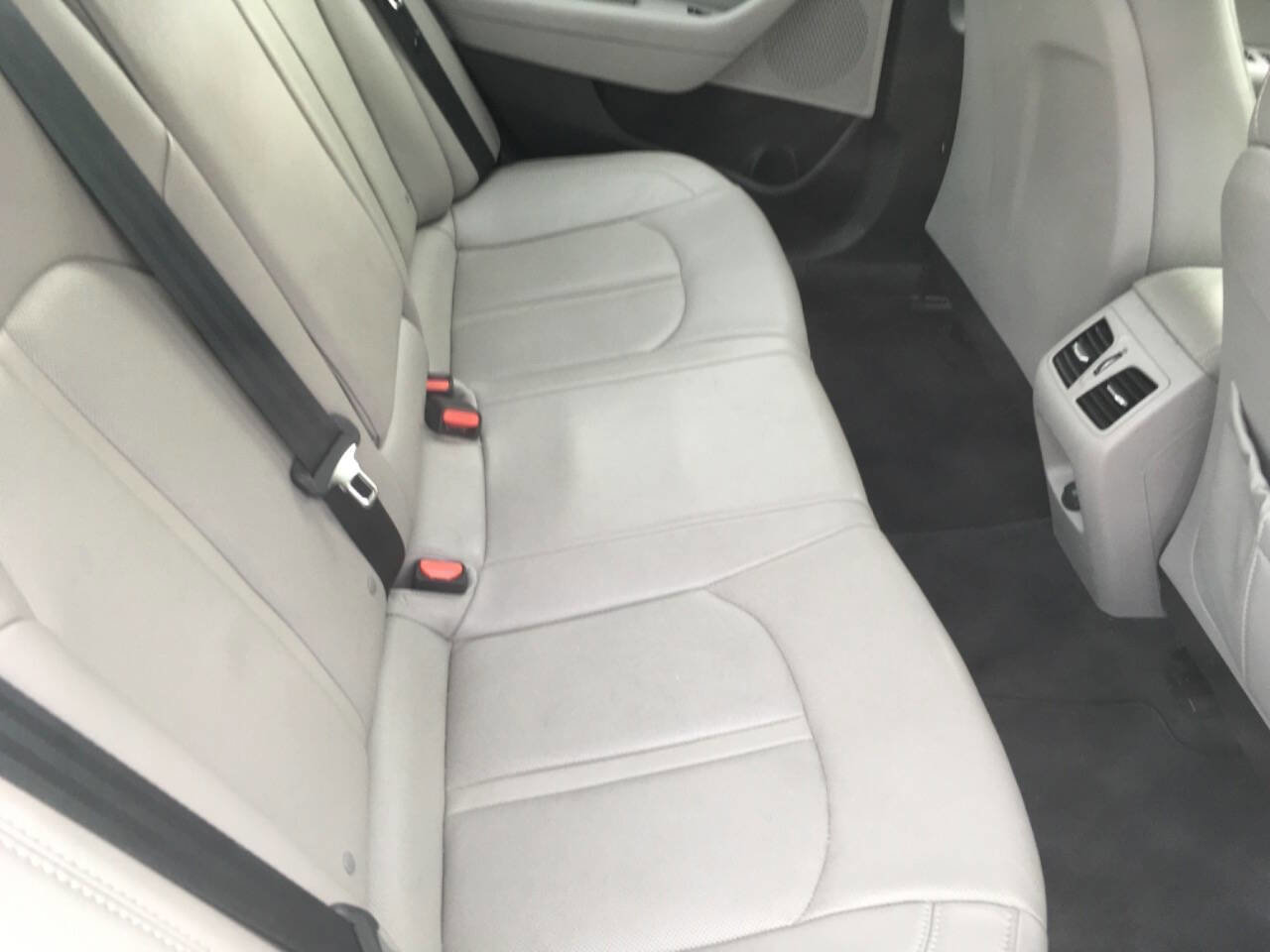 Used 2018 Hyundai Sonata Limited w/ Cargo Package image 13