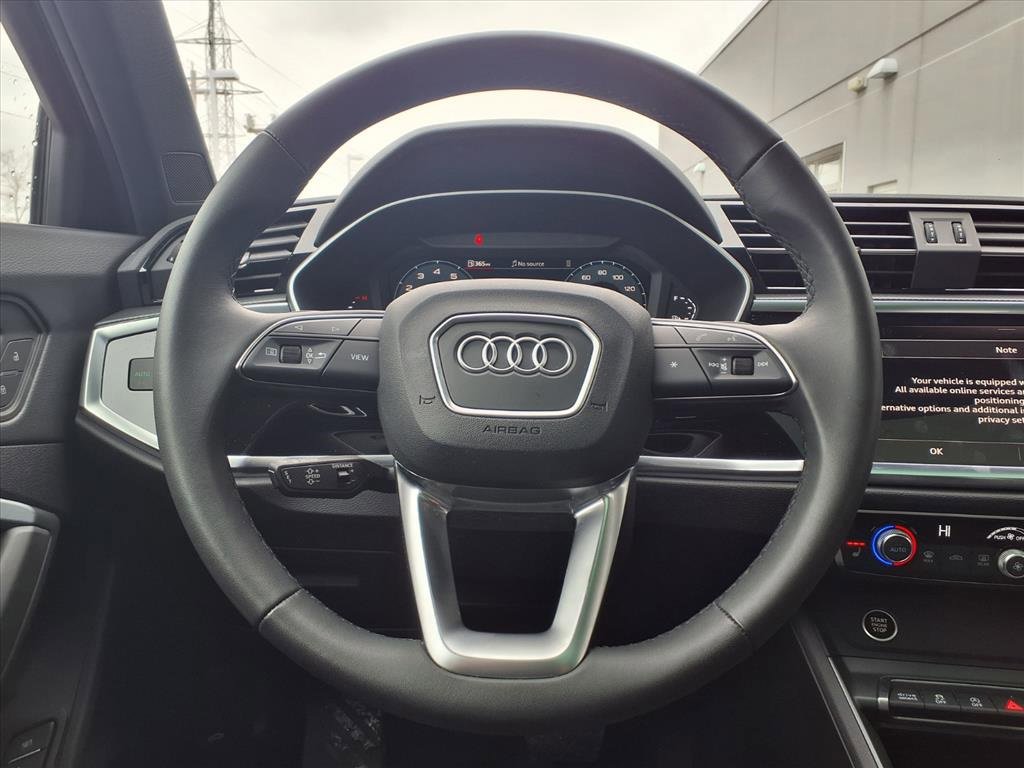 Used 2025 Audi Q3 2.0T Premium w/ Convenience Package image 12