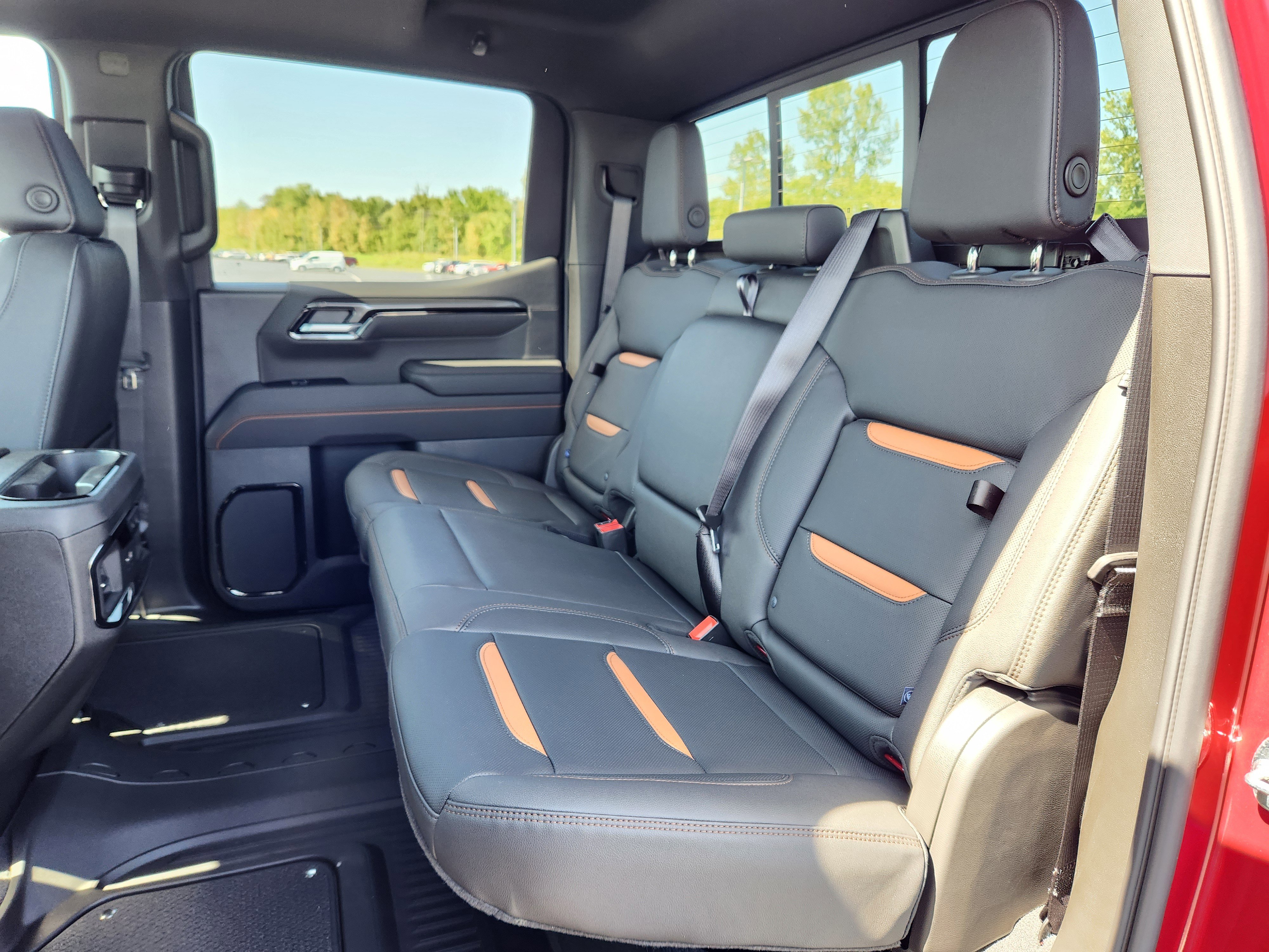 New 2026 GMC Sierra 1500 AT4 w/ AT4 Premium Package image 7