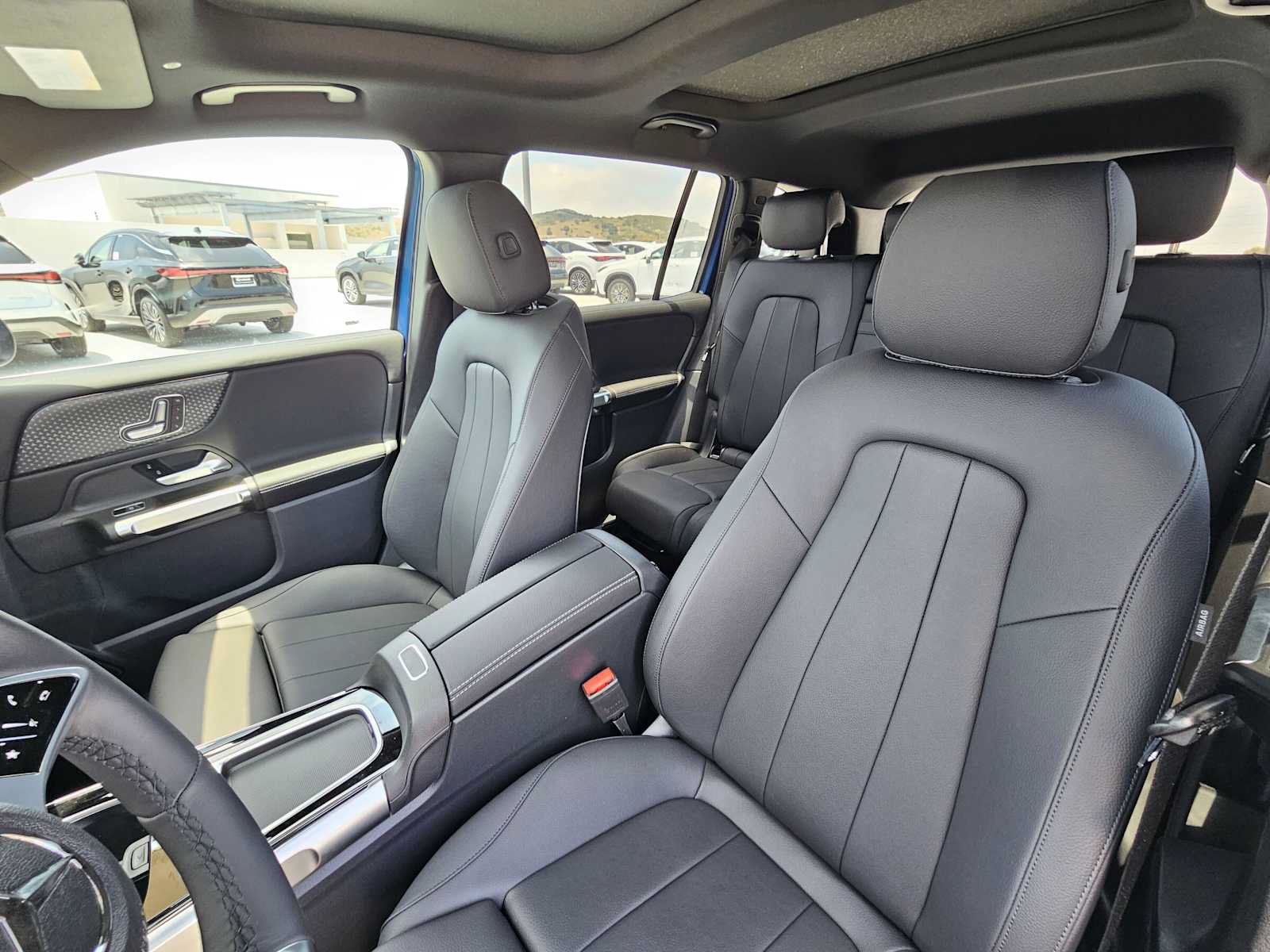 New 2026 Mercedes-Benz GLB 250 image 21