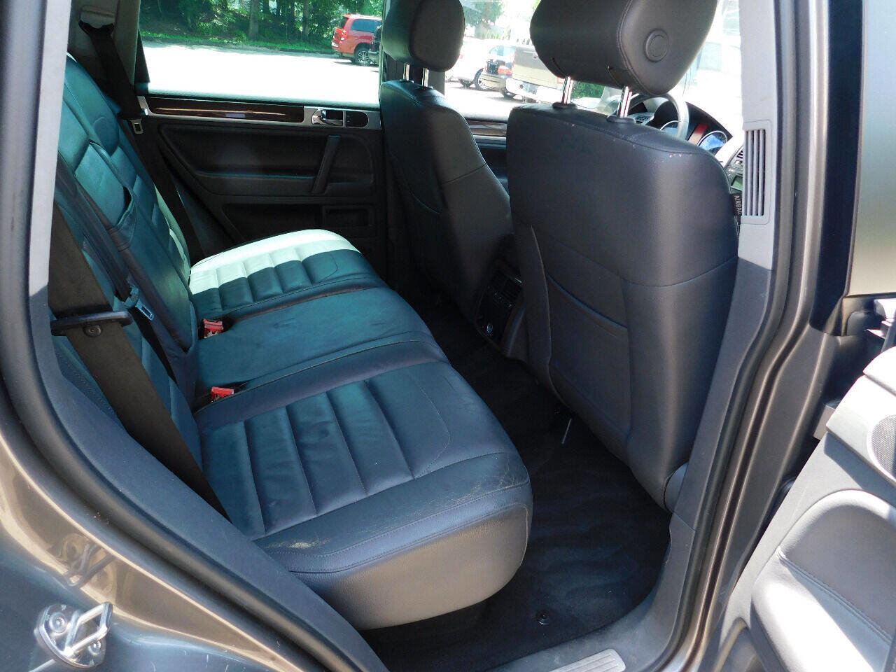 Used 2008 Volkswagen Touareg V6 AWD/4WD image 30