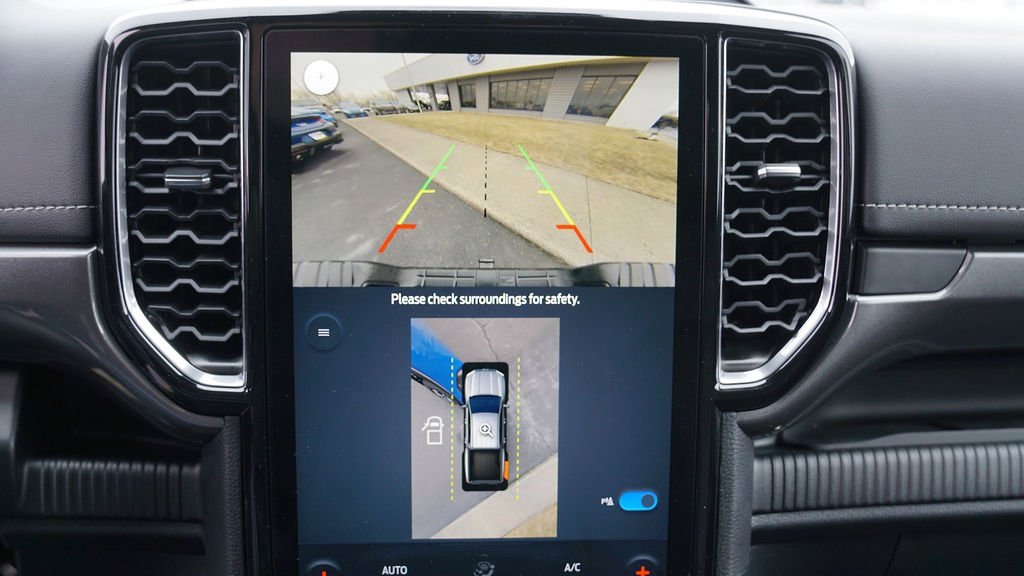 New 2024 Ford Ranger Lariat w/ Trailer Tow Package image 21