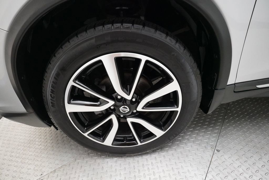 Used 2019 Nissan Rogue SL image 27