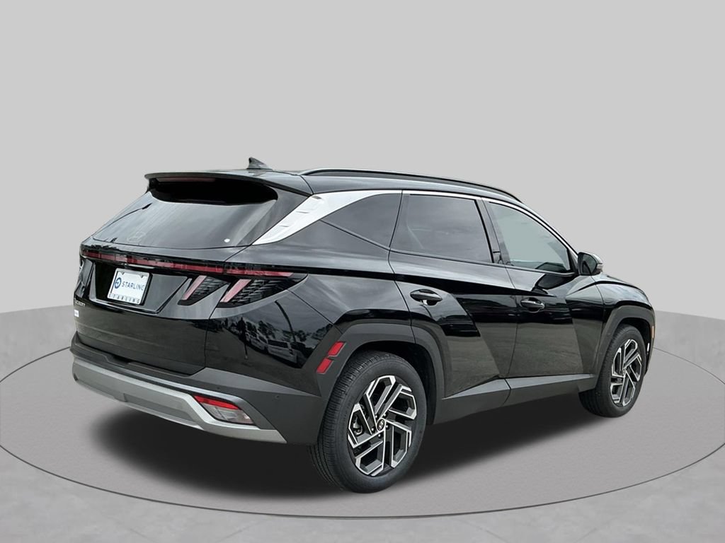 Used 2025 Hyundai Tucson Limited FWD image 19